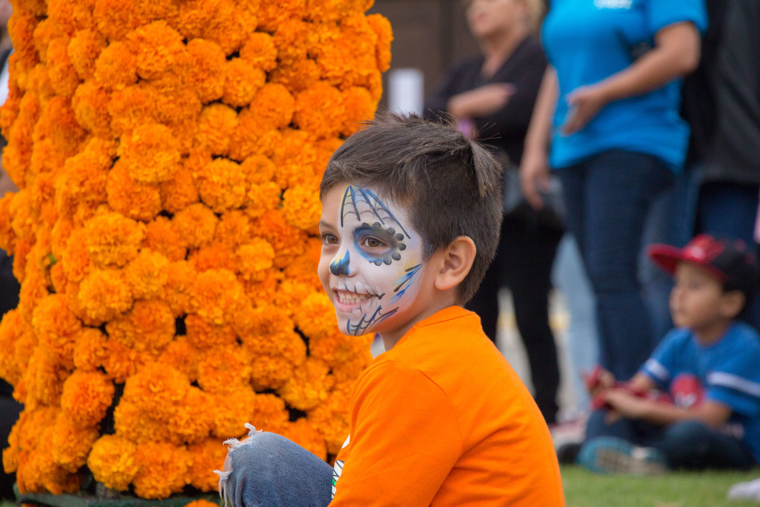Día de Los Muertos Misa y Celebración Calvary