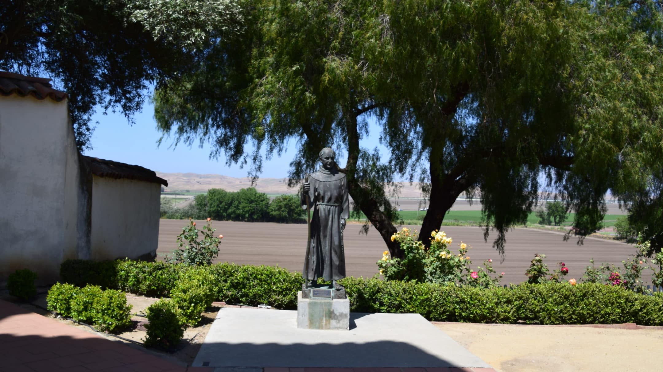 statue of st junipero serra in california