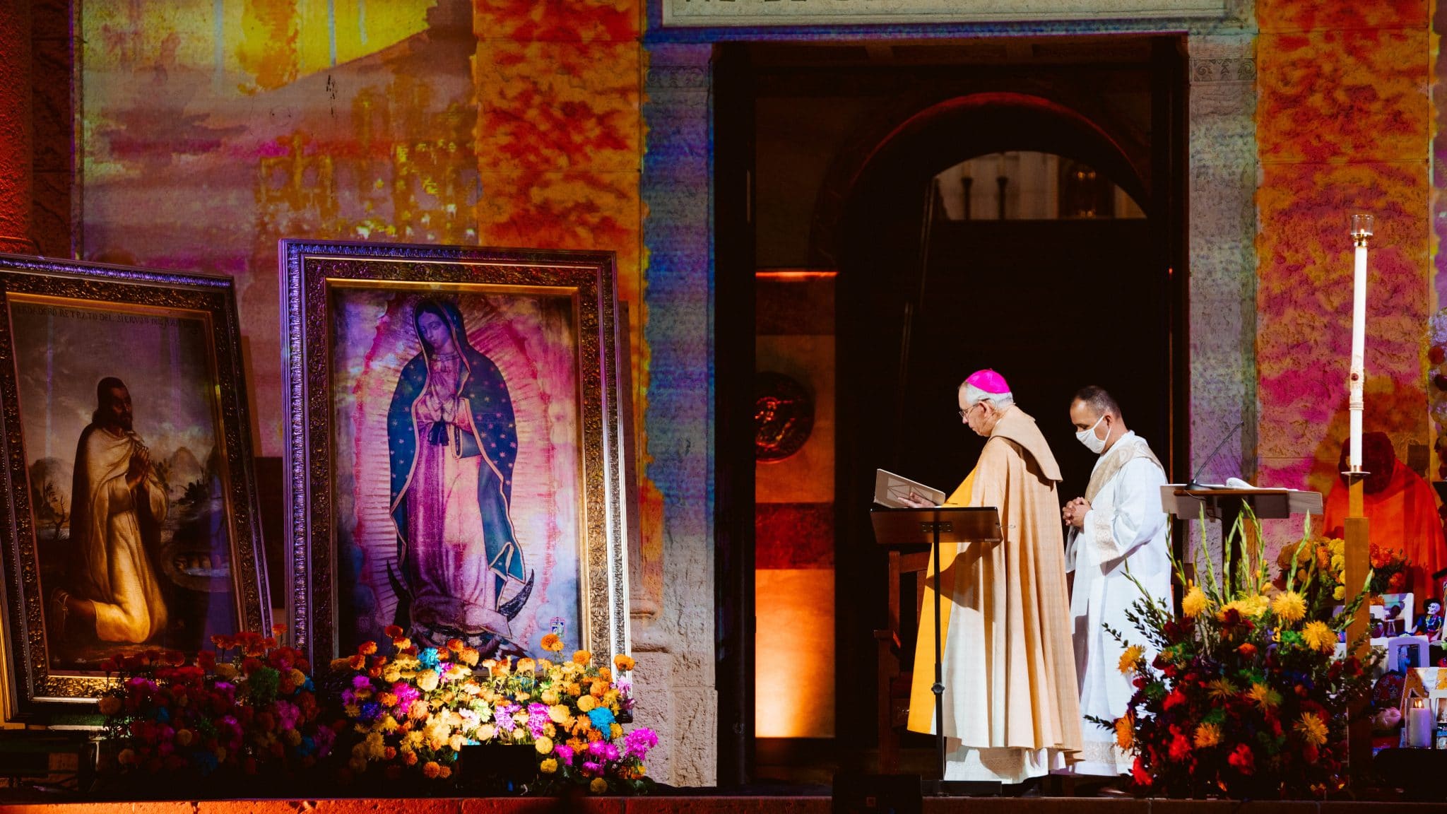 Archbishop Gomez celebrates mass during All Souls Vigil